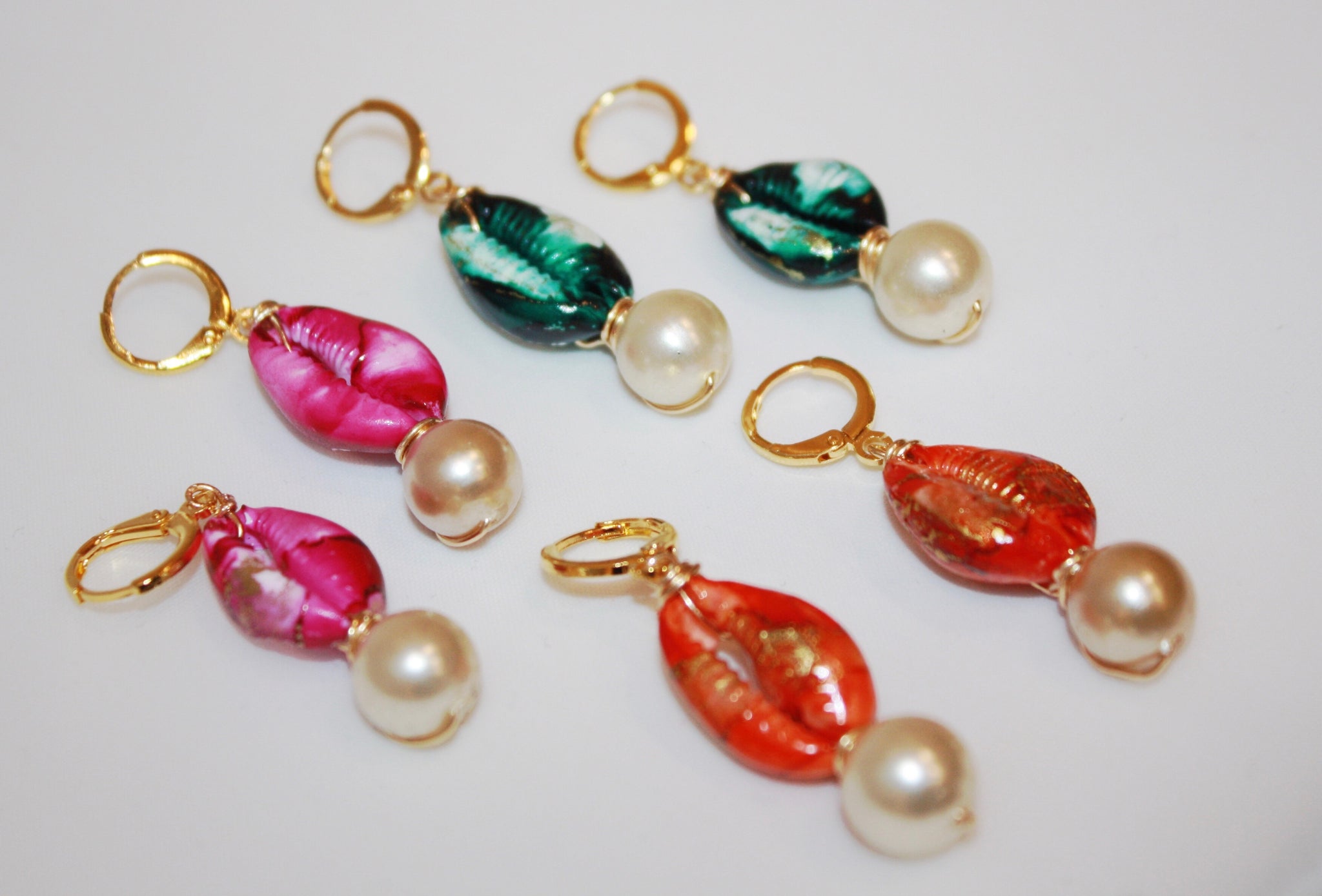 Tiedye shell gold pearl earrings Choked by a Thread