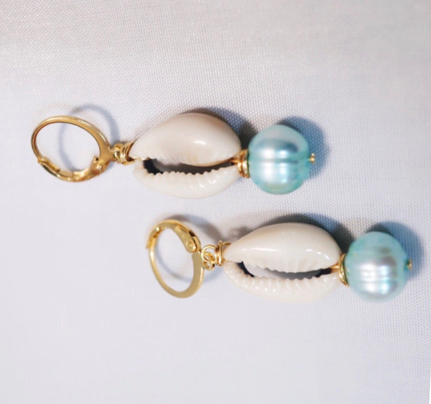 Dainty Fresh Pearl Earrings